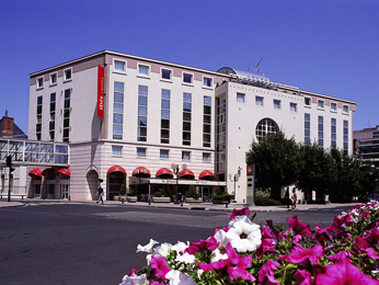 IBIS VICHY 3*